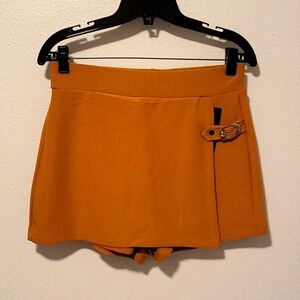 Hot Mustard/Gold Skort with Detail Buckle NWT